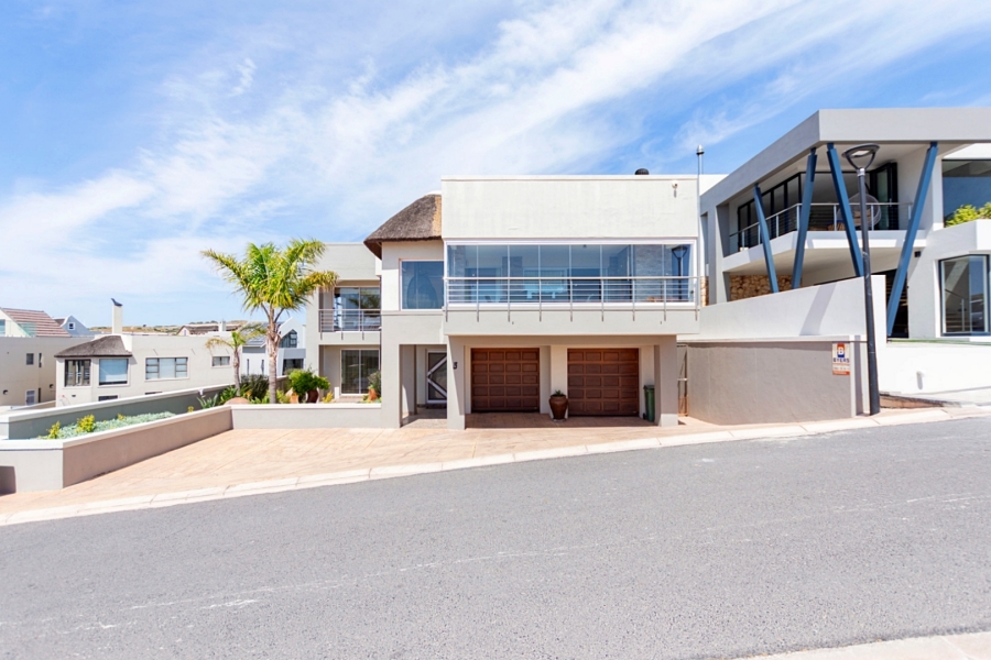 5 Bedroom Property for Sale in Waterfront Western Cape